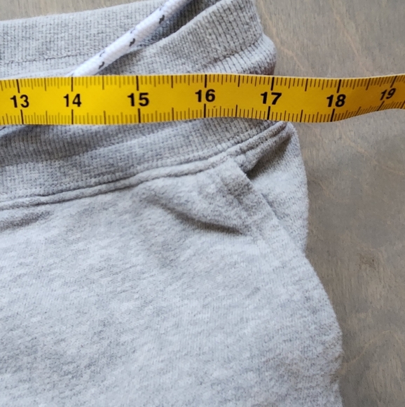 Canada Mens' Jogger Set -‎ Red and Gray Hudsons Bay - Picture 12 of 15